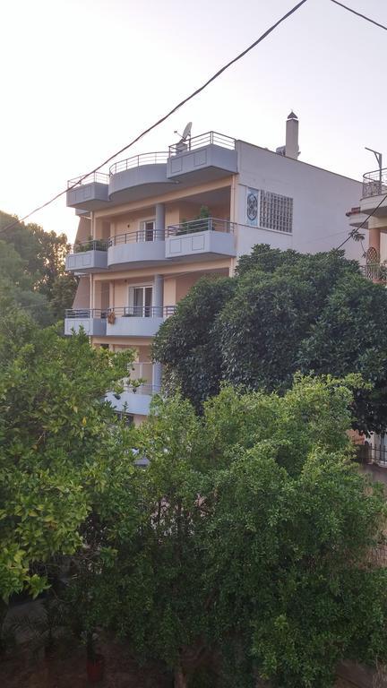 Studios Theodore Kalamata Exterior foto